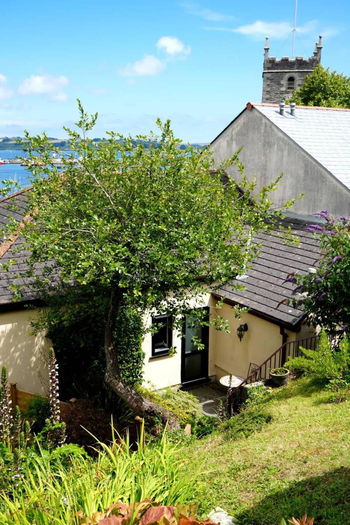 Villa Fabulous High Street Townhouse With Stunning Views & Parking At 'Eagles Nest' Falmouth Exterior foto